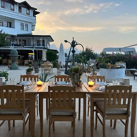 Naturella Aparthotel